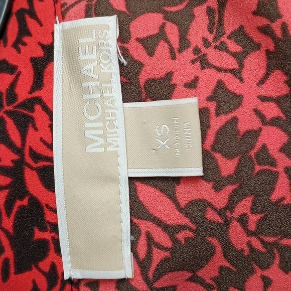 *2/$25* MICHAEL Michael Kors Womens Red Black Print Blouse XS - Picture 4 of 6